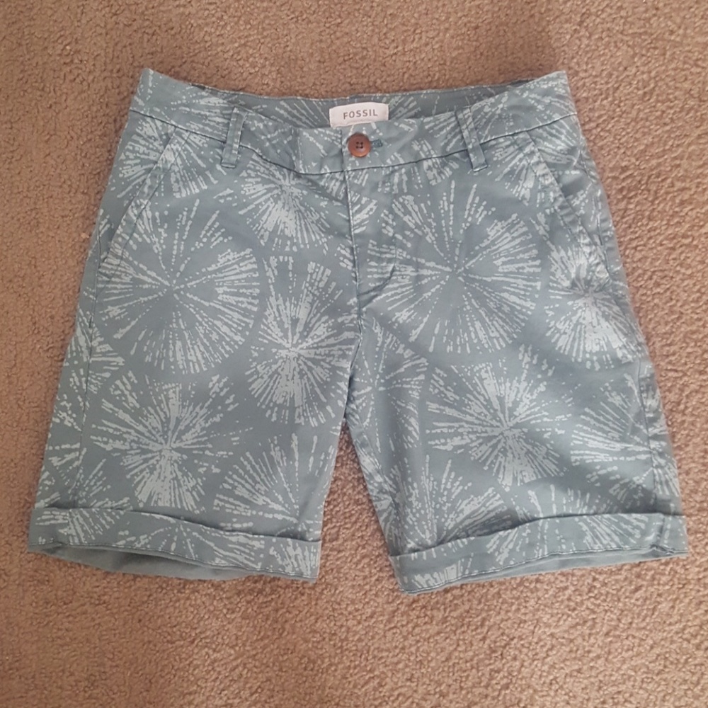 FOSSIL Shorts. Women's Size 0. Gently Used.